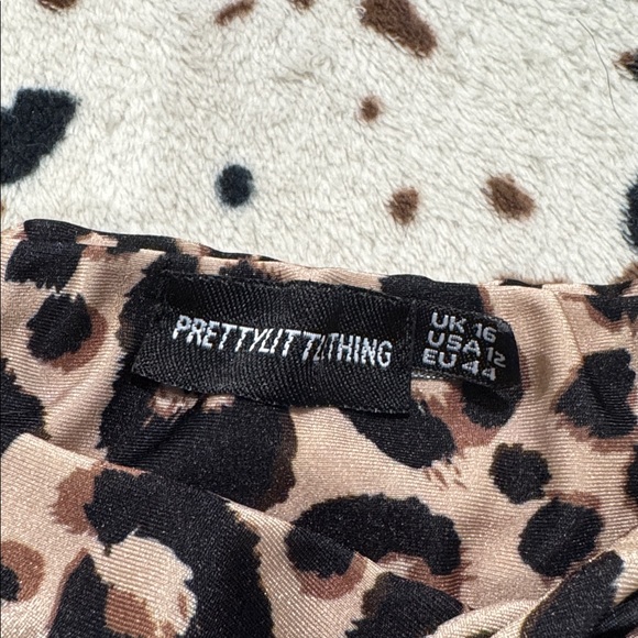 PRETTYLITTLETHING Leopard Print Bikini Set - Picture 2 of 2